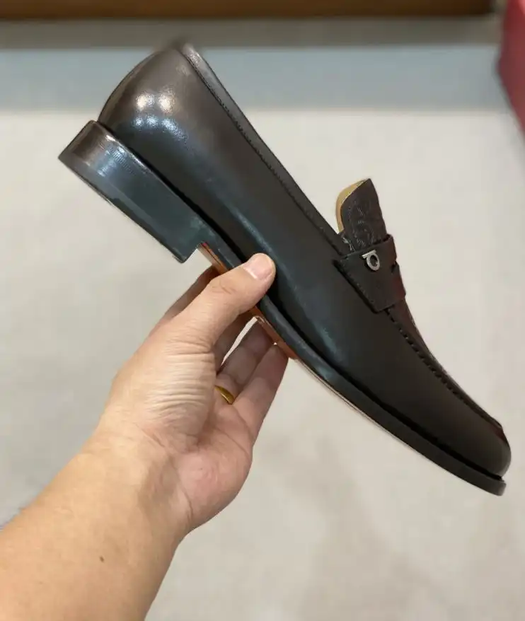 hype Ferragamo Leather Shoes