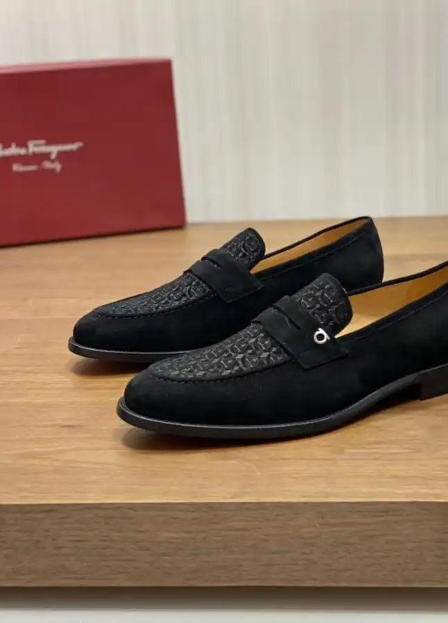 hype Ferragamo Leather Shoes