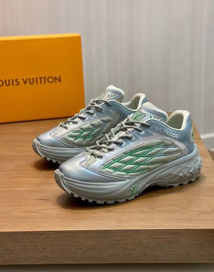 hype Louis Vuitton Sneakers