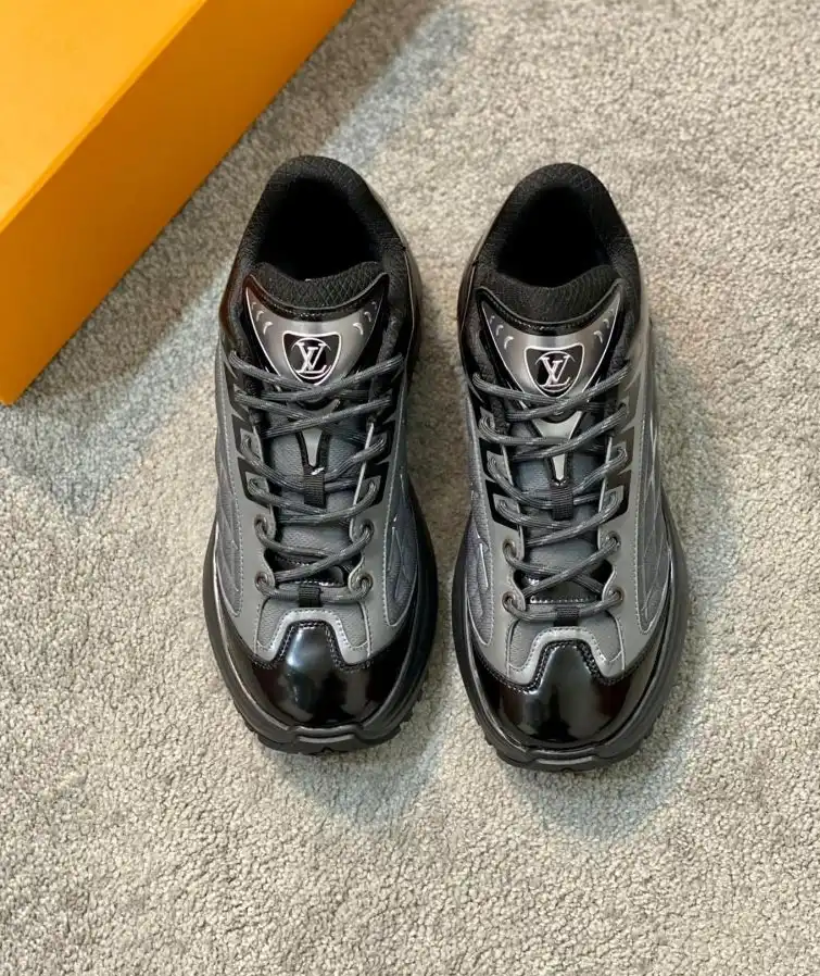 hype Louis Vuitton Sneakers