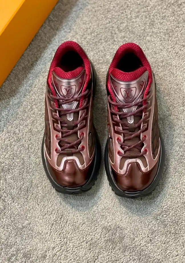 hype Louis Vuitton Sneakers