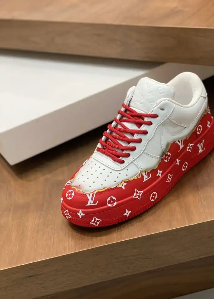 hype Louis Vuitton Sneakers