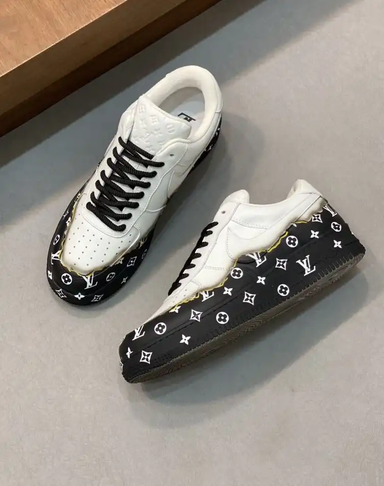 hype Louis Vuitton Sneakers