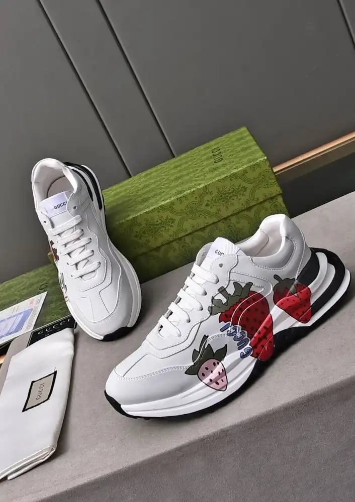 hype Gucci Sneakers