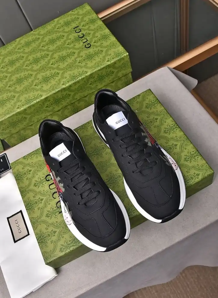 hype Gucci Sneakers