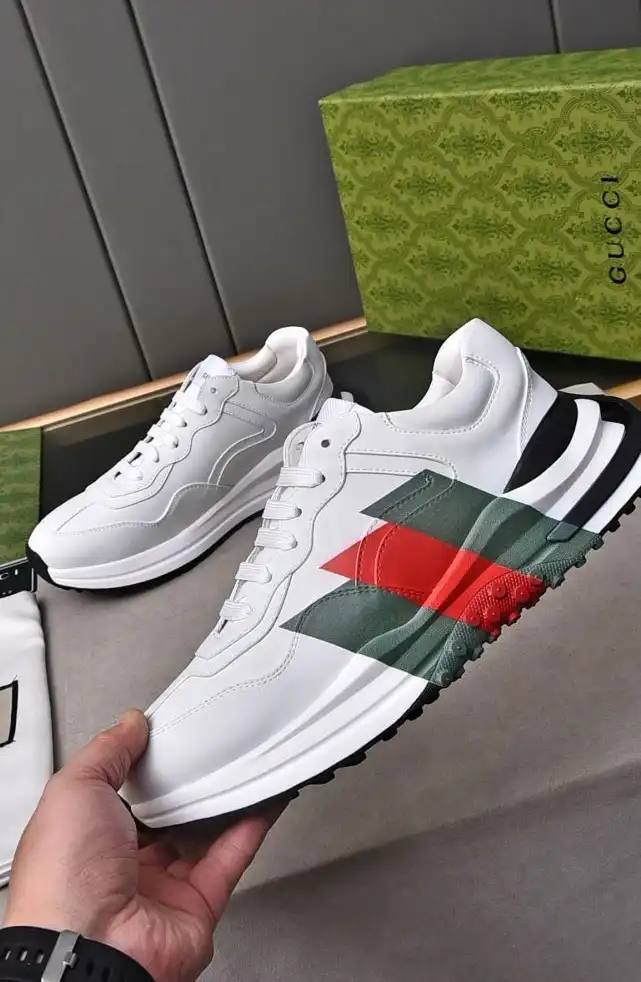 hype Gucci Sneakers