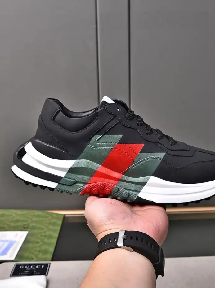 hype Gucci Sneakers