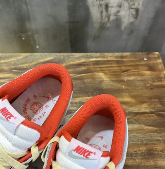 hype Nike Sneakers