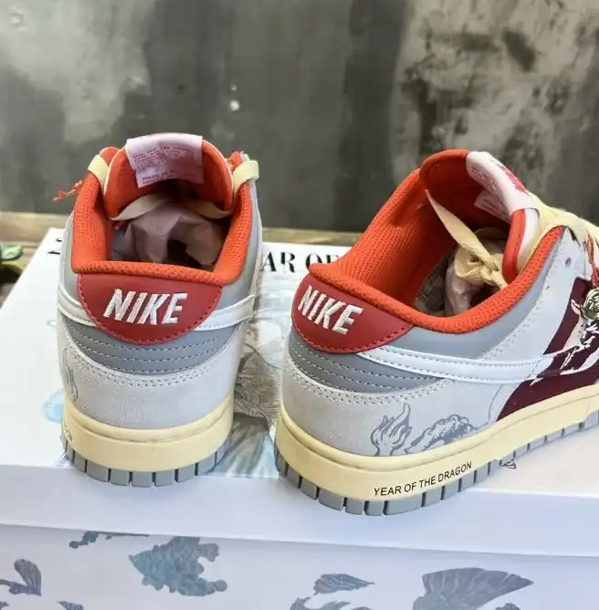 hype Nike Sneakers