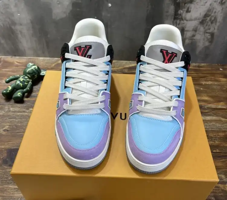 hype Louis Vuitton Sneakers