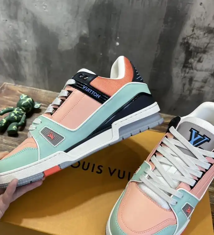 hype Louis Vuitton Sneakers