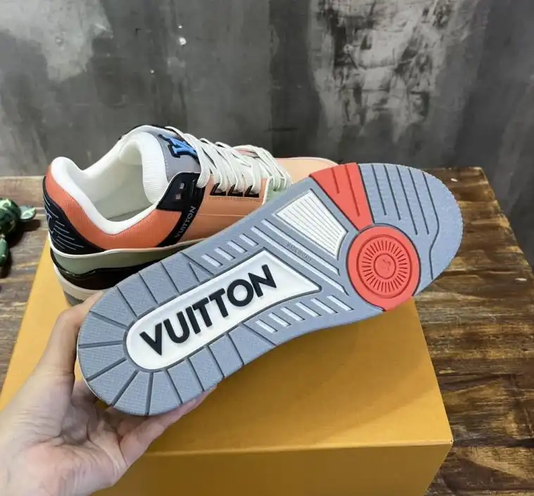 hype Louis Vuitton Sneakers