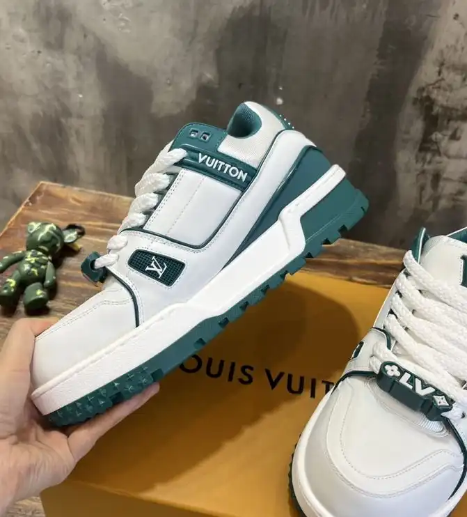 hype Louis Vuitton Sneakers