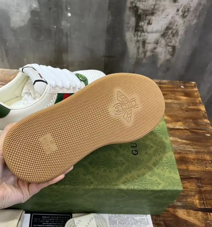 hype Gucci Sneakers