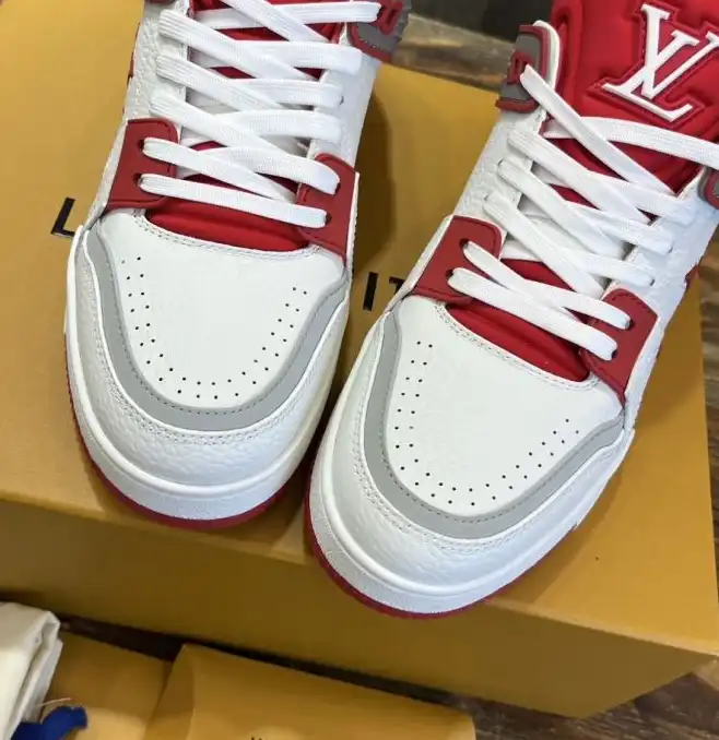 hype Louis Vuitton Sneakers