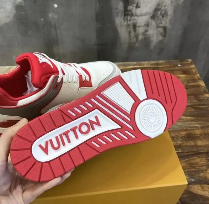 hype Louis Vuitton Sneakers