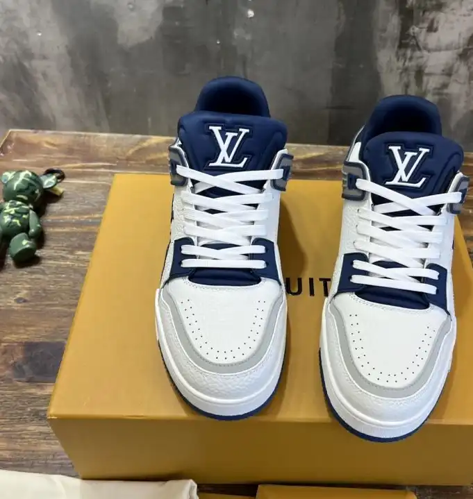 hype Louis Vuitton Sneakers