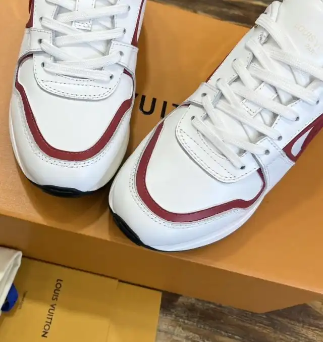 hype Louis Vuitton Sneakers