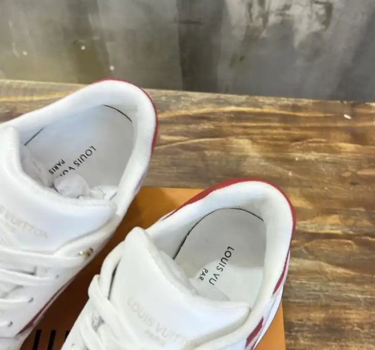 hype Louis Vuitton Sneakers