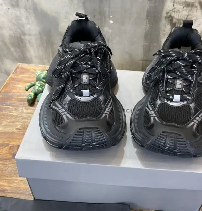 hype Balenciaga Sneakers