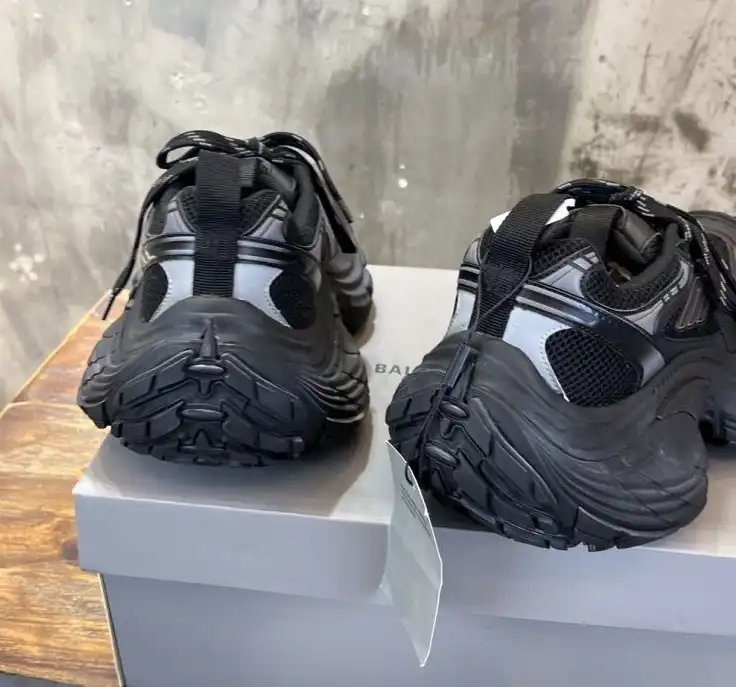 hype Balenciaga Sneakers