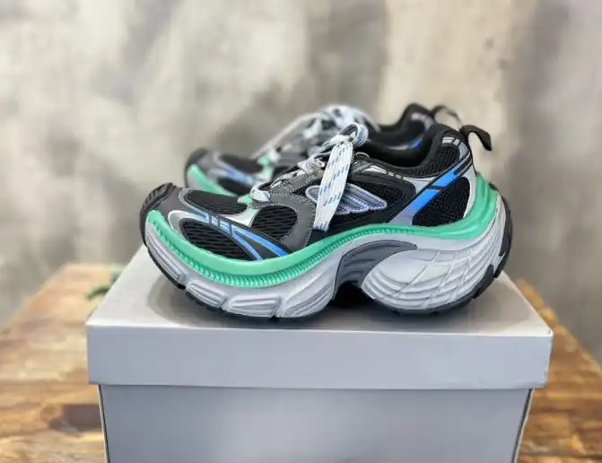 hype Balenciaga Sneakers