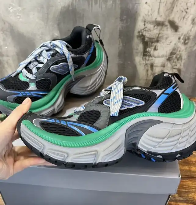 hype Balenciaga Sneakers