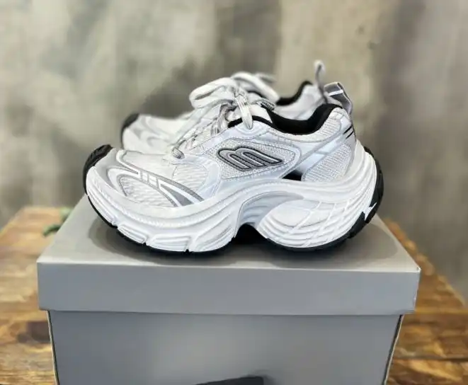 hype Balenciaga Sneakers