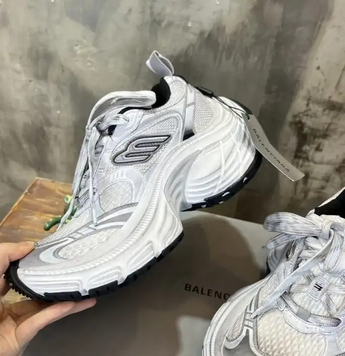 hype Balenciaga Sneakers