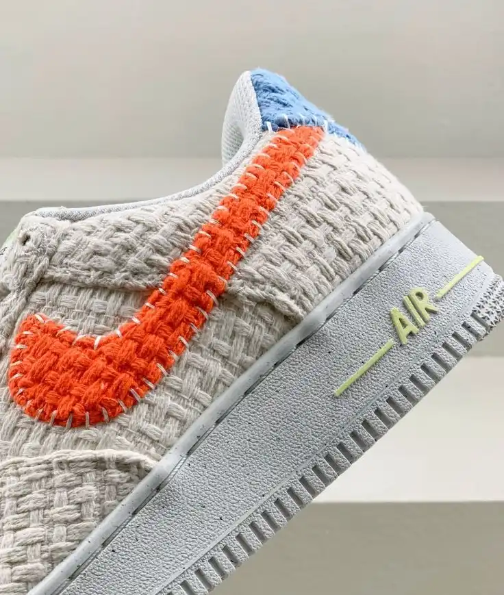 hype Nike Sneakers