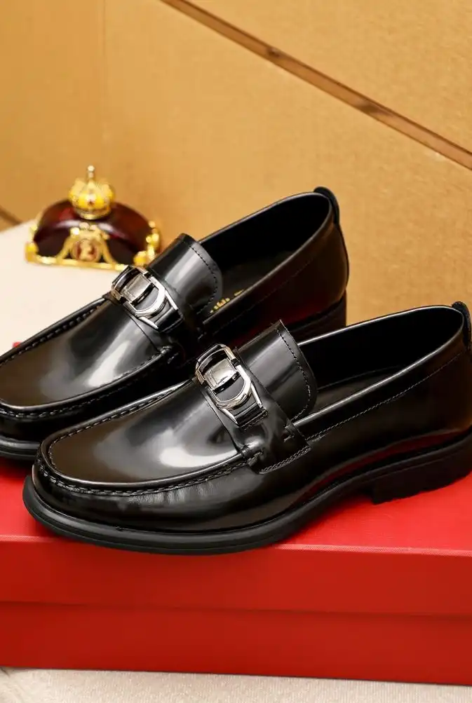 hype Ferragamo Leather Shoes