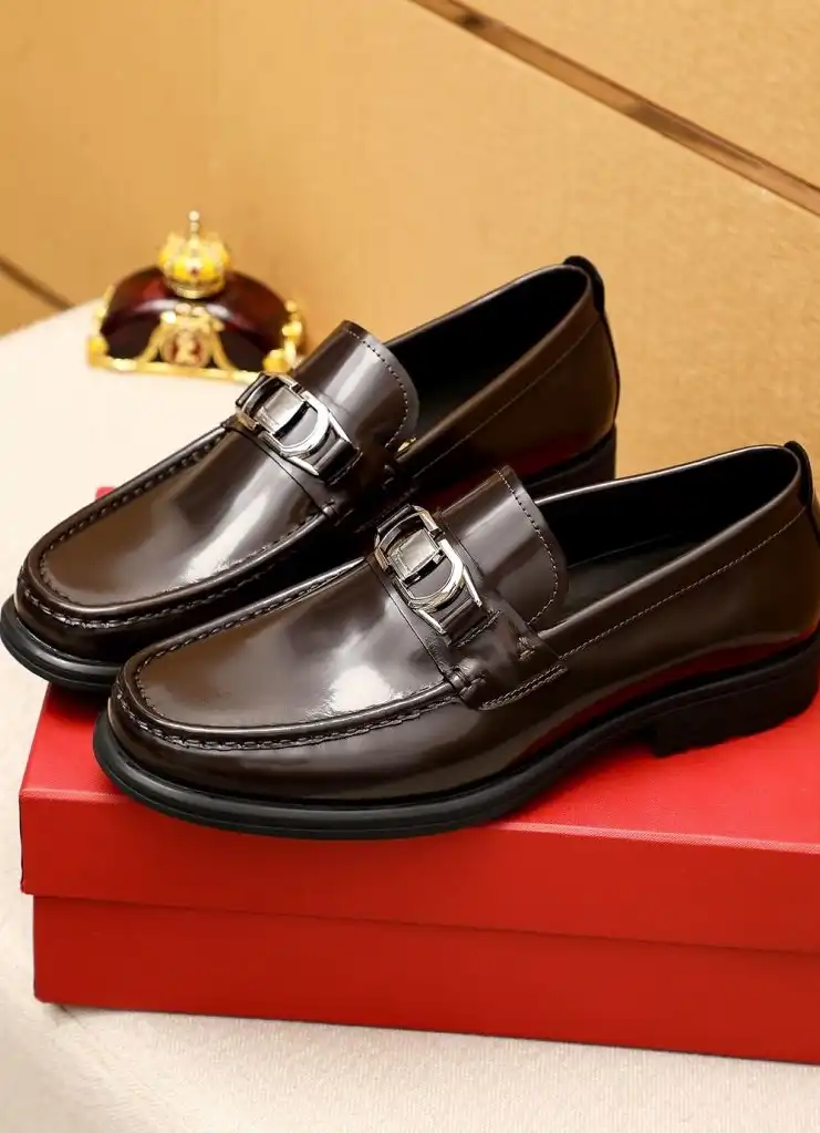 hype Ferragamo Leather Shoes