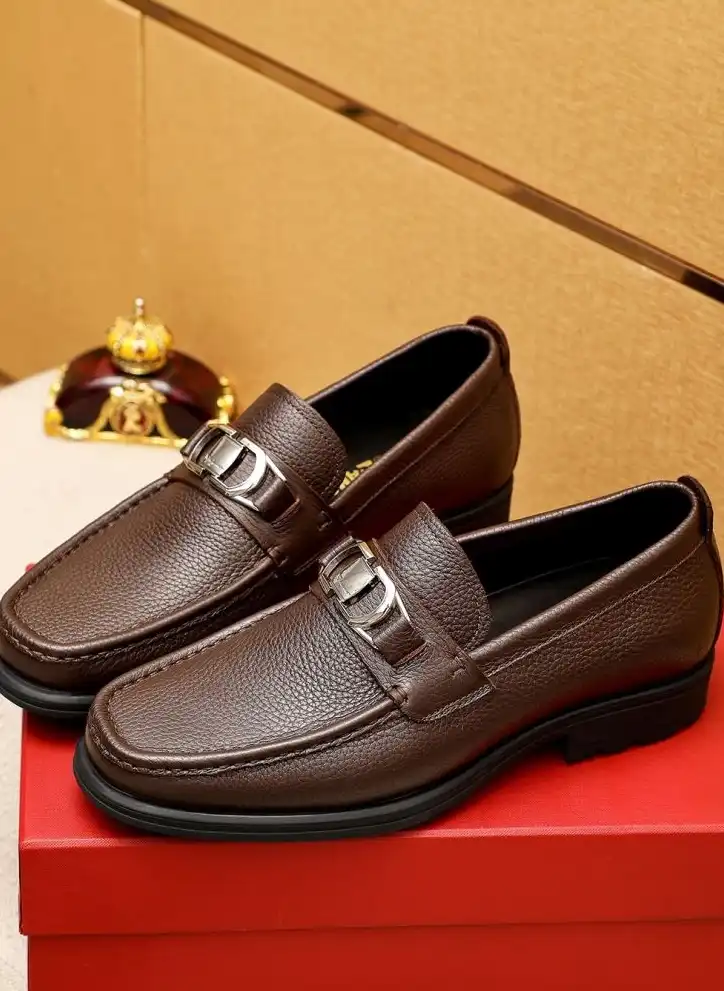 hype Ferragamo Leather Shoes