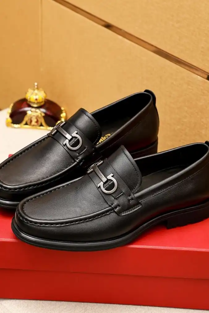 hype Ferragamo Leather Shoes