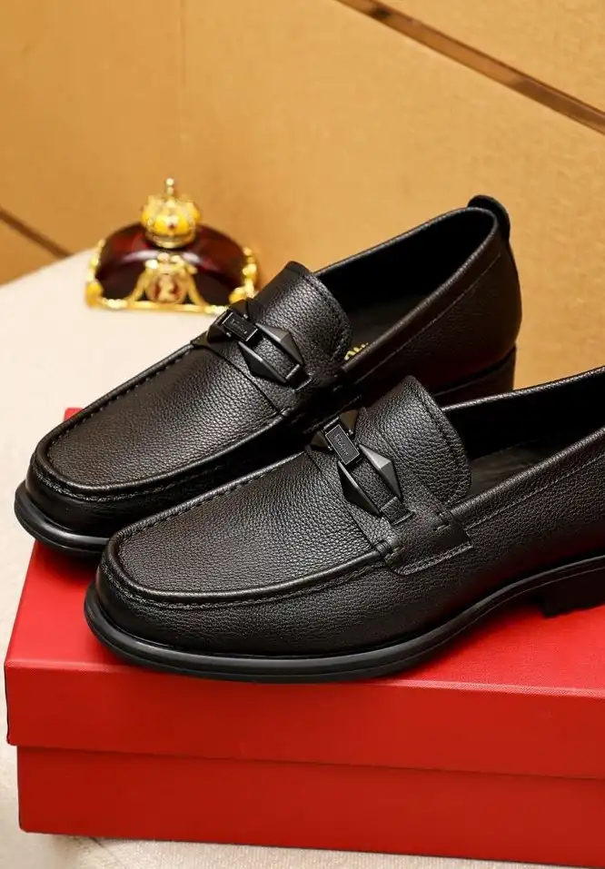 hype Ferragamo Leather Shoes