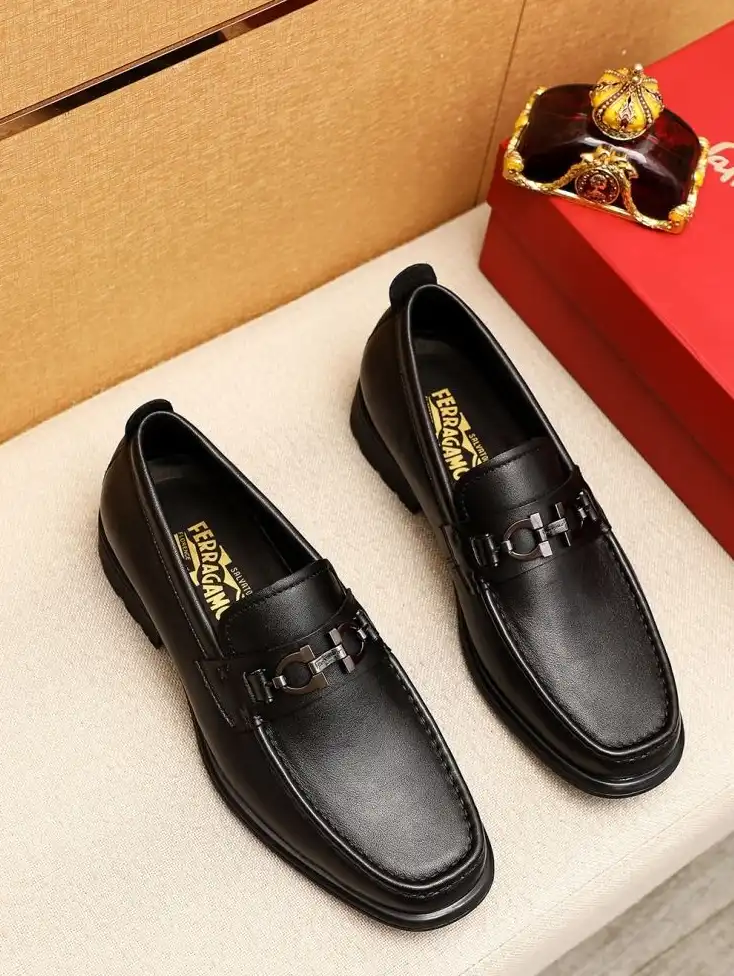 hype Ferragamo Leather Shoes