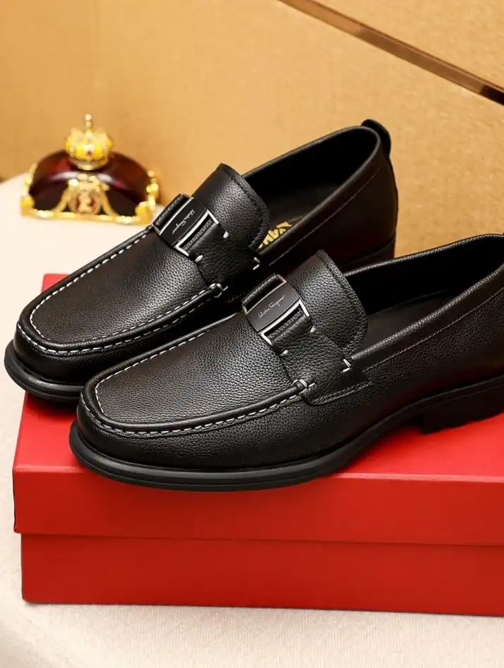 hype Ferragamo Leather Shoes