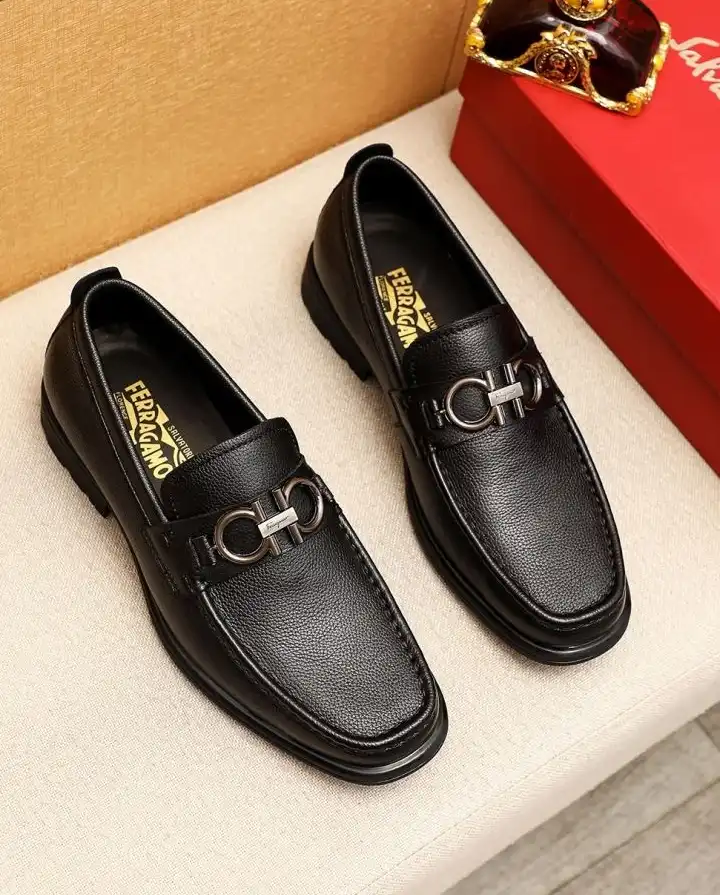 hype Ferragamo Leather Shoes