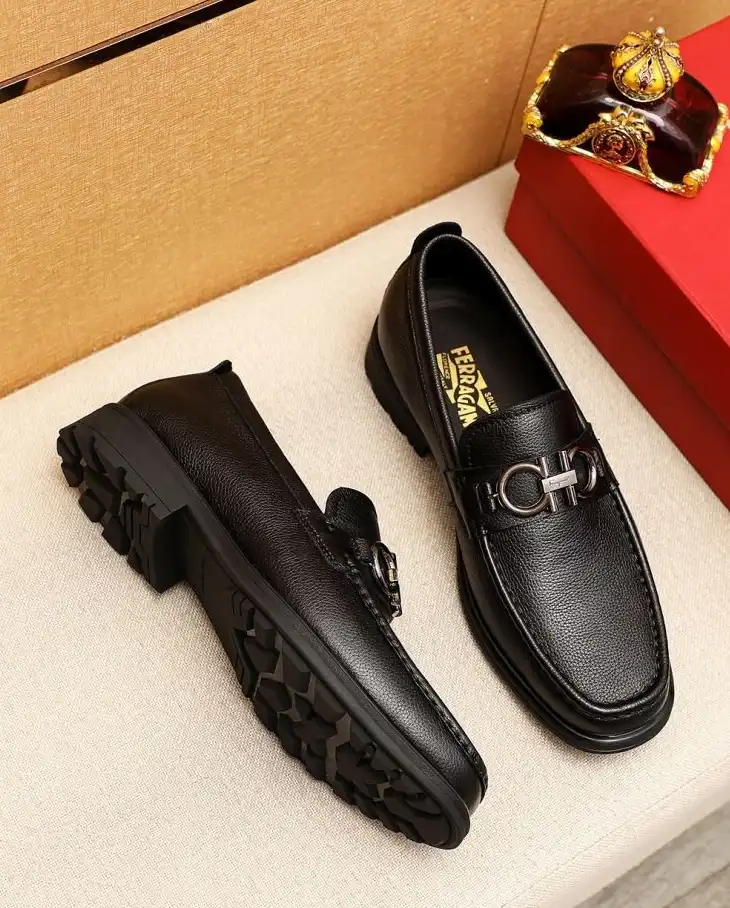 hype Ferragamo Leather Shoes