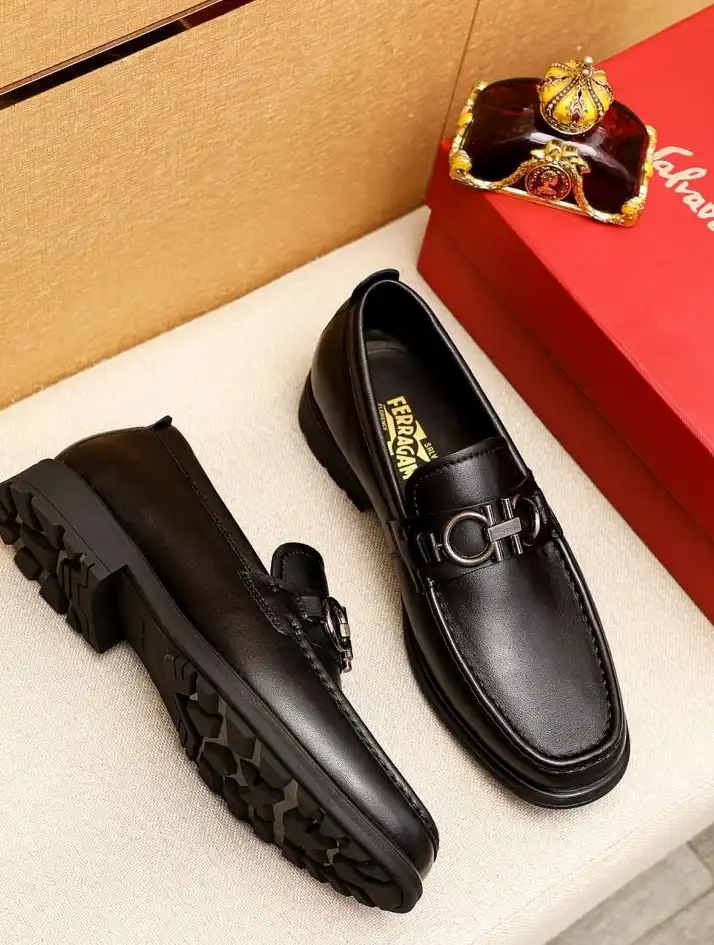 hype Ferragamo Leather Shoes