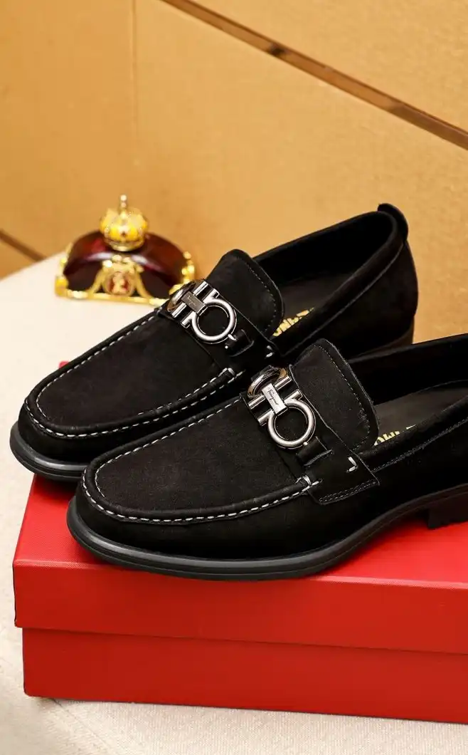 hype Ferragamo Leather Shoes