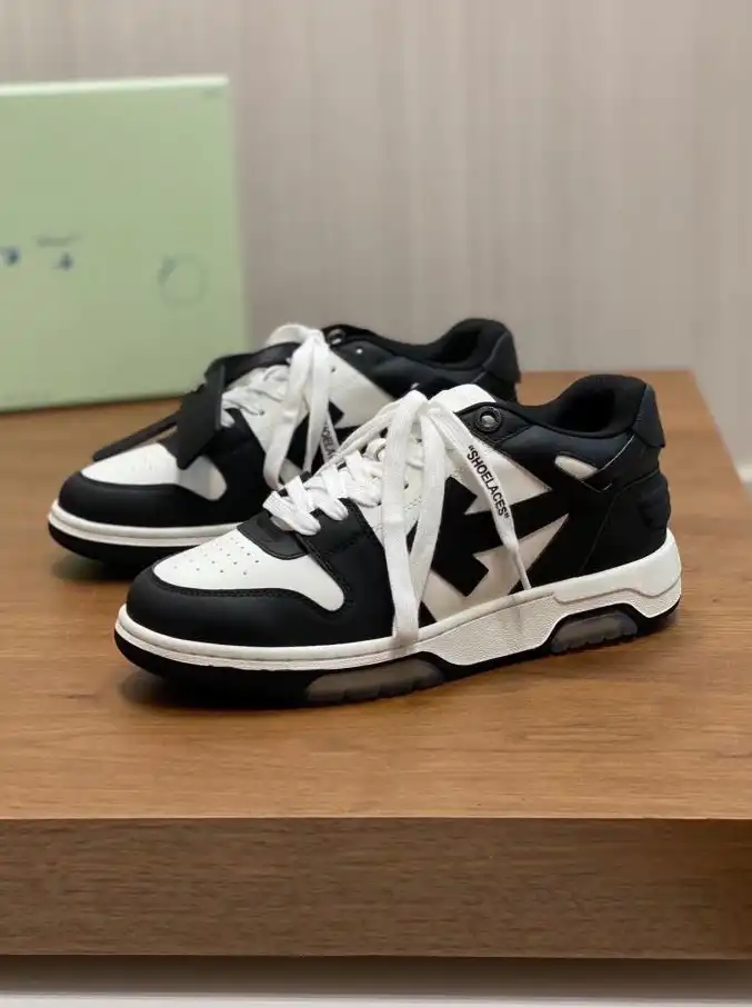 hype Off-White Sneakers