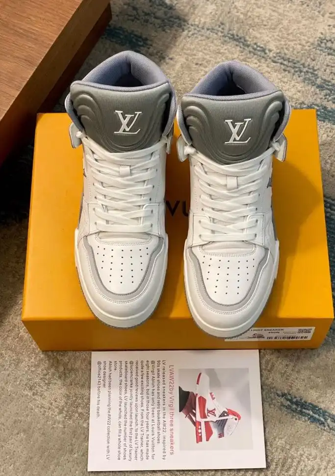 hype Louis Vuitton Sneakers