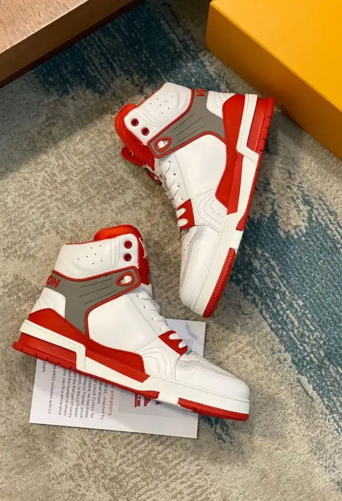 hype Louis Vuitton Sneakers