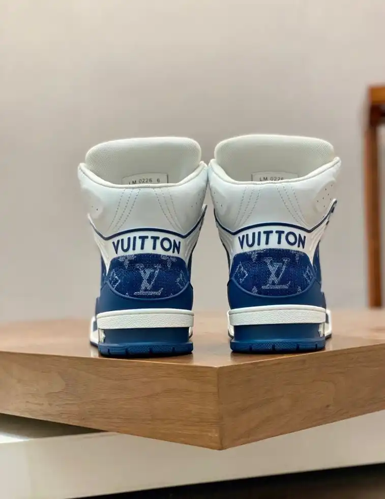 hype Louis Vuitton Sneakers