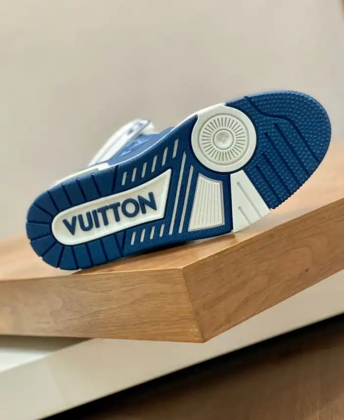 hype Louis Vuitton Sneakers