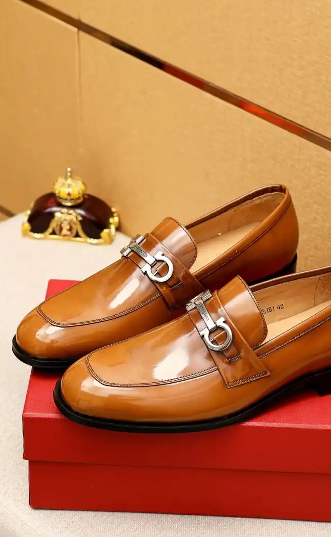 hype Ferragamo Leather Shoes