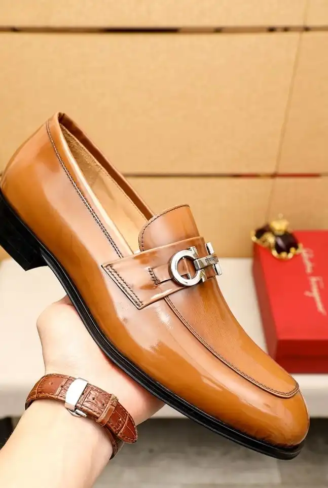 hype Ferragamo Leather Shoes