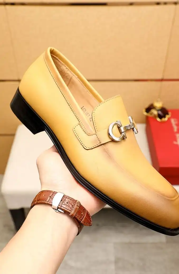 hype Ferragamo Leather Shoes