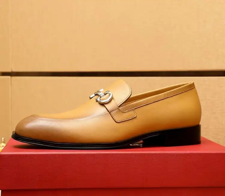 hype Ferragamo Leather Shoes